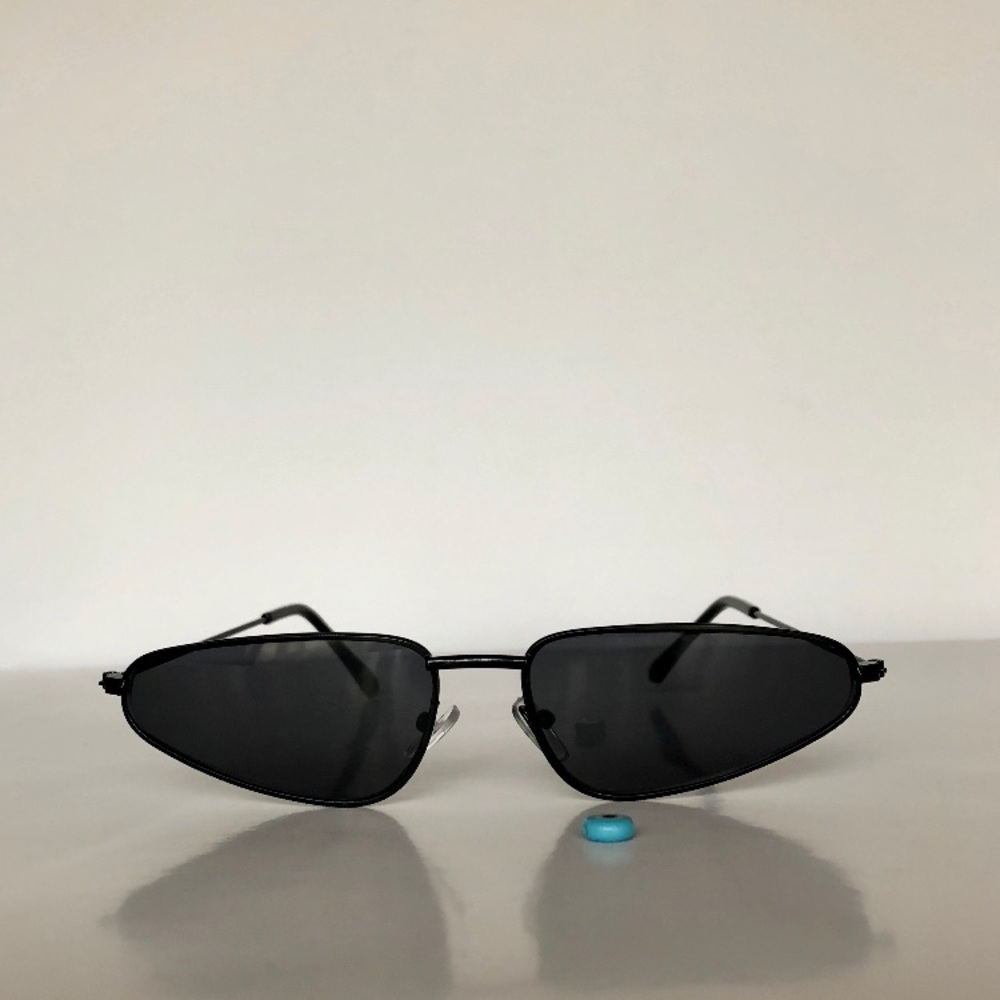 Retro Small Triangle Frame 90s Edgy Sunglasses